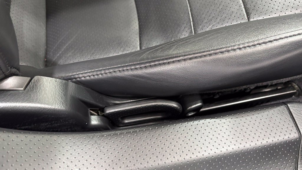 Used 2005 Honda S2000 image 16