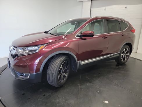Used 2017 Honda CR-V Touring image 3