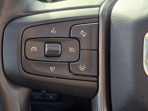 Used 2023 GMC Yukon Denali Ultimate image 16