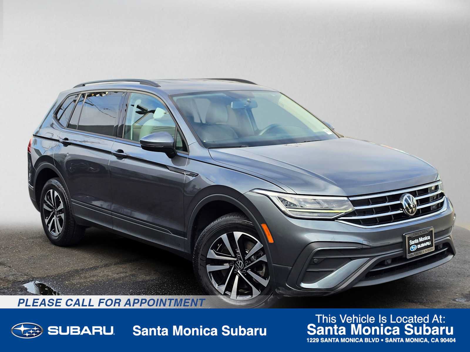 Used 2022 Volkswagen Tiguan S FWD image 1