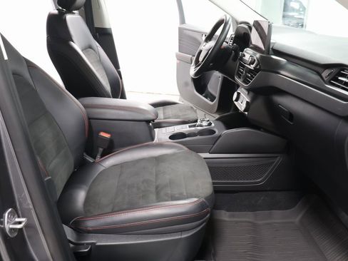 Used 2021 Ford Escape SEL w/ Equipment Group 302A image 32