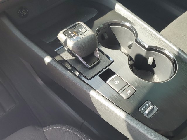 Certified 2024 Nissan Rogue S FWD image 16