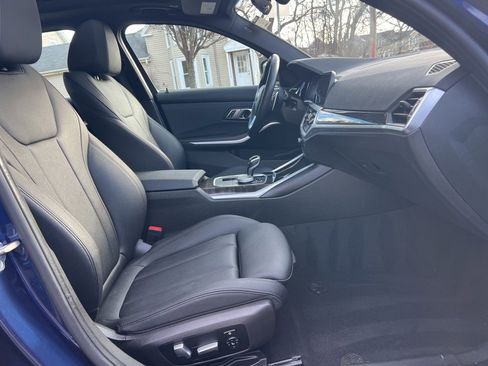Used 2020 BMW 330i xDrive Sedan w/ Convenience Package image 26