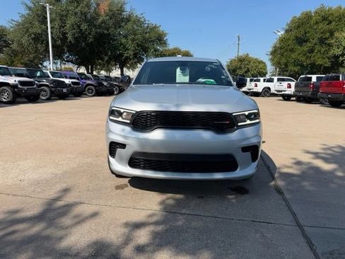 Used 2025 Dodge Durango GT RWD image 2