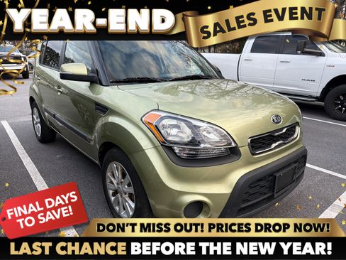 Used 2013 Kia Soul + image 1