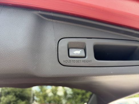Used 2019 Honda CR-V Touring image 31