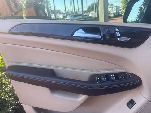 Used 2018 Mercedes-Benz GLE 350 image 6