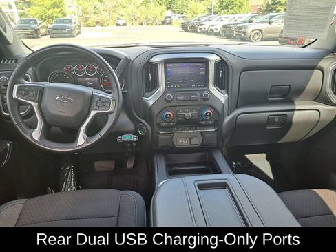 Used 2022 Chevrolet Silverado 1500 LT Trail Boss w/ Bed Protection Package AWD/4WD image 10