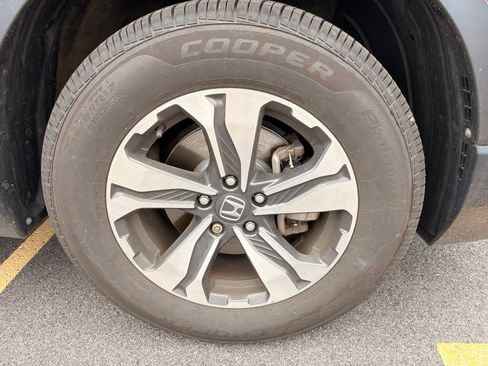 Used 2020 Honda CR-V LX image 33