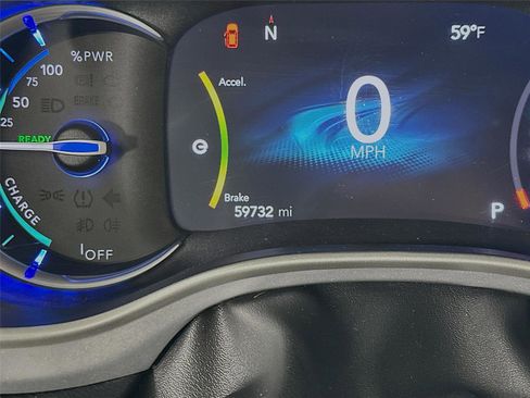 Used 2020 Chrysler Pacifica Touring-L w/ S Appearance Package image 13