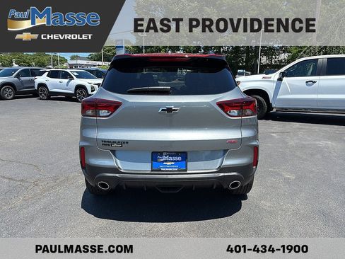Used 2023 Chevrolet TrailBlazer RS w/ Sun and Liftgate Package AWD/4WD image 6