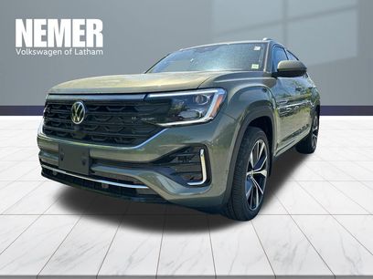 New 2026 Volkswagen Atlas Cross Sport SEL Premium R-Line
