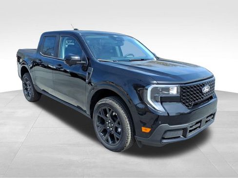 New 2026 Ford Maverick Lariat w/ Black Appearance Package AWD/4WD image 14