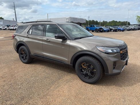 New 2026 Ford Explorer Tremor AWD/4WD image 7