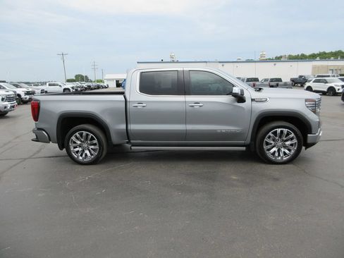 Certified 2024 GMC Sierra 1500 Denali AWD/4WD image 5