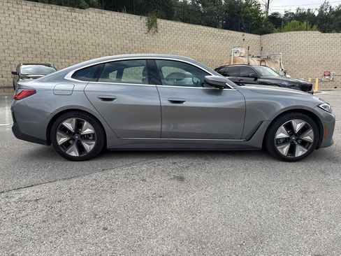 Used 2023 BMW i4 eDrive40 RWD image 5