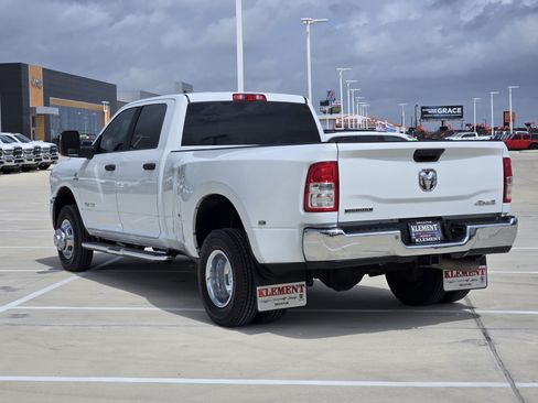 Used 2024 RAM 3500 Big Horn AWD/4WD image 6