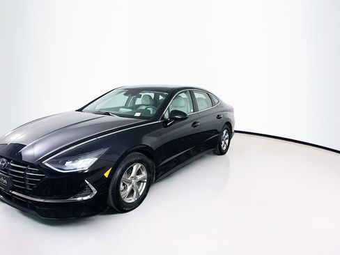 Used 2021 Hyundai Sonata SE image 3