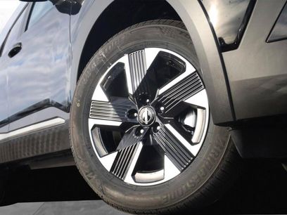 New 2026 Nissan Kicks SV w/ Cold Weather Package