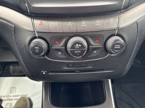 Used 2017 Dodge Journey Crossroad AWD/4WD image 21