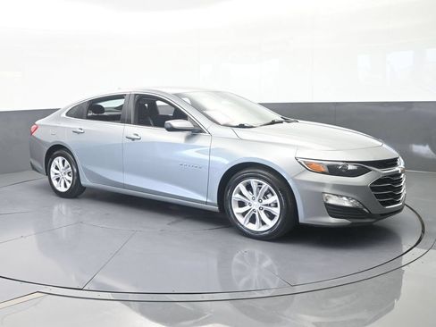 Used 2024 Chevrolet Malibu LT FWD image 8