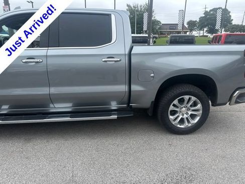 Used 2026 Chevrolet Silverado 1500 LTZ AWD/4WD image 8