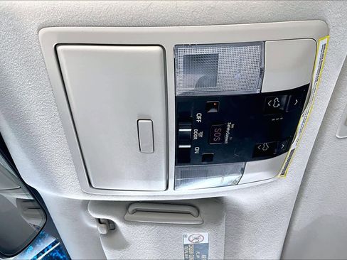 Used 2021 Lexus GX 460 Premium image 32