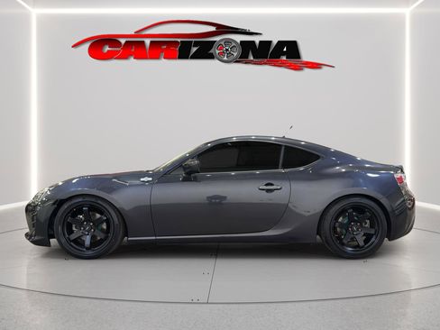 Used 2013 Scion FR-S RWD image 10