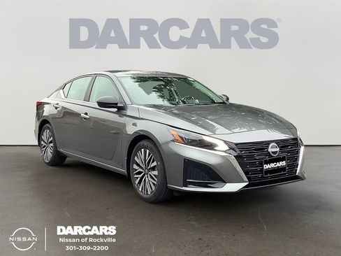 New 2025 Nissan Altima 2.5 SV image 1