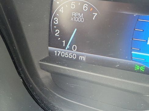 Used 2015 Ford Explorer XLT AWD/4WD image 27