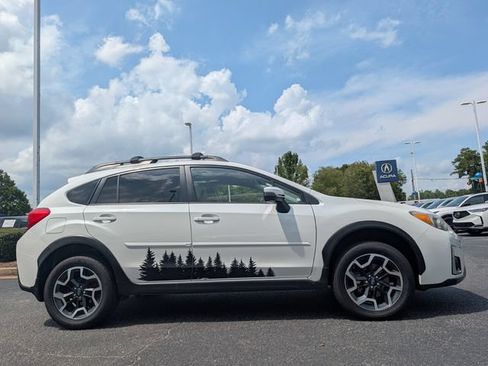 Used 2017 Subaru Crosstrek 2.0i Limited w/ Popular Package #2 AWD/4WD image 7