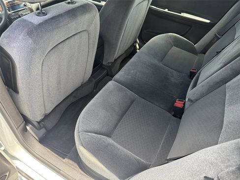 Used 2015 Chevrolet Impala LT w/ LT Sunroof Package FWD image 28