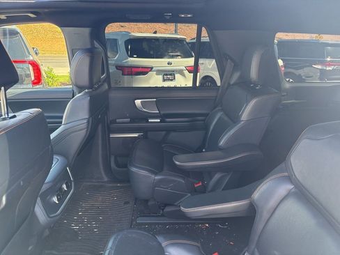 Used 2025 Ford Expedition Tremor AWD/4WD image 2