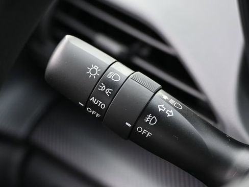 New 2026 Subaru Crosstrek 2.0i Premium image 32