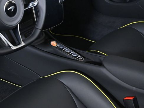New 2026 McLaren Artura Spider RWD image 14
