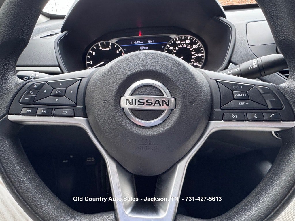 Used 2022 Nissan Altima 2.5 SV FWD image 21