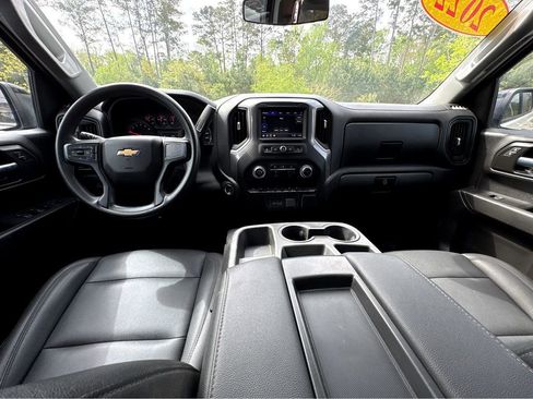 Used 2022 Chevrolet Silverado 1500 W/T w/ WT Value Package image 4