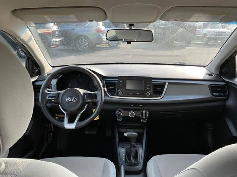 Used 2018 Kia Rio LX image 8