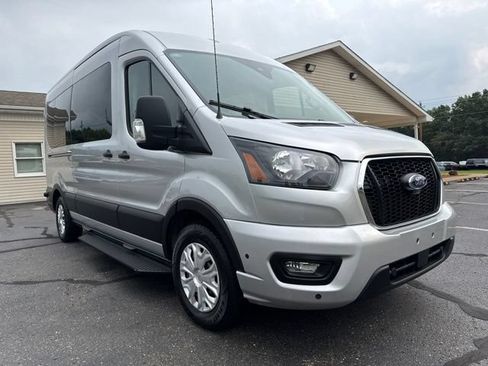 Used 2024 Ford Transit 350 XLT RWD image 2