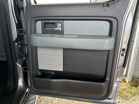 Used 2013 Ford F150 XLT w/ Luxury Equipment Group RWD image 17
