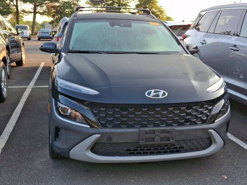 Used 2023 Hyundai Kona SEL AWD/4WD image 4