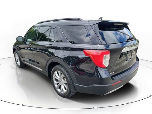 Certified 2023 Ford Explorer XLT w/ Equipment Group 202A RWD image 3