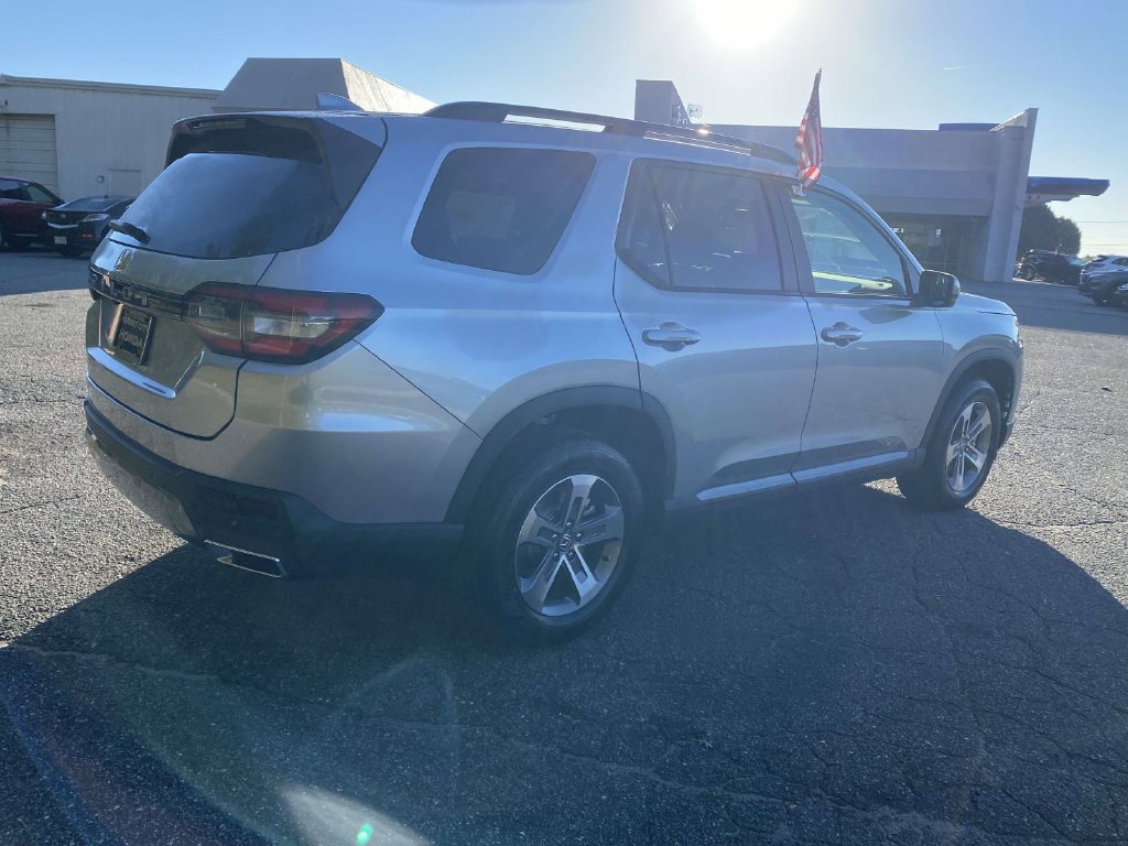 New 2026 Honda Pilot EX-L image 5