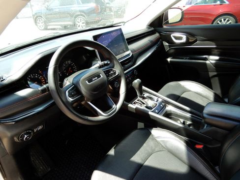 Used 2022 Jeep Compass Trailhawk image 12