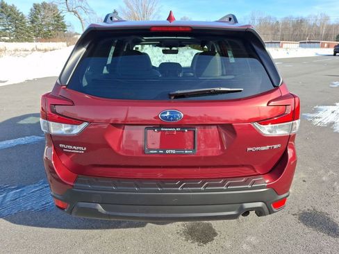 Used 2023 Subaru Forester Premium image 6