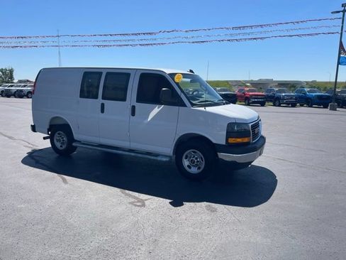 Used 2025 GMC Savana 2500 w/ Driver Convenience Package RWD image 9
