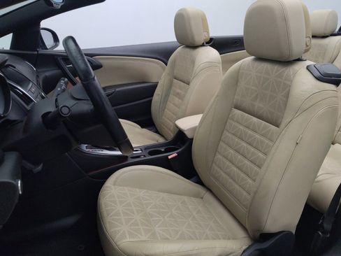 Used 2016 Buick Cascada Premium image 17