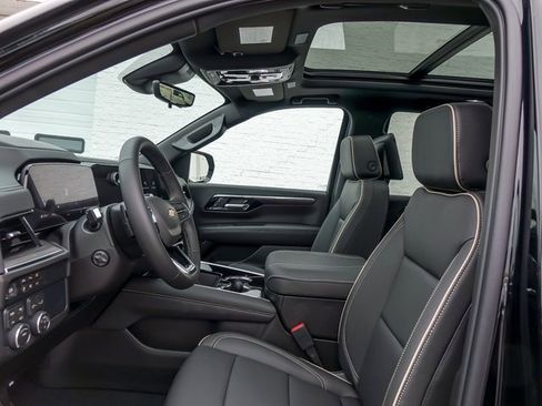 New 2026 Chevrolet Tahoe Premier image 17