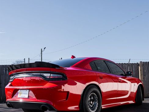 Used 2015 Dodge Charger SRT Hellcat image 5