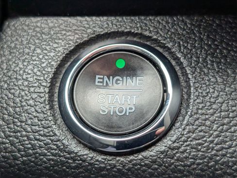 Used 2020 Ford F150 Lariat w/ Equipment Group 502A Luxury image 27